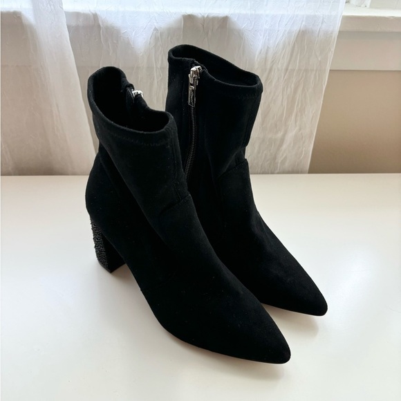 JEWEL BADGLEY MISCHKA Black Rhinestone Eugenia Block Heel Dress Booties 5 M - Picture 1 of 6